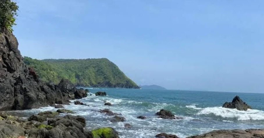 Pebble Beach Goa